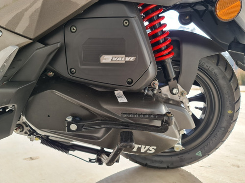 Imagen 4 de 15 de Beta Scooter Tvs Ntorq Precio Cuidado
