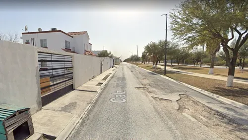 Remato Casa En: Calz. San Pedro 1205, Portal Del Norte, 65780 Portal Del Nte., N.l.!!! 204