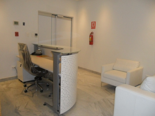 Lujosa Oficina En Venta