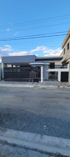 Venta De Nueva Casa En Santiago Residencial Cerrado Hfc-217