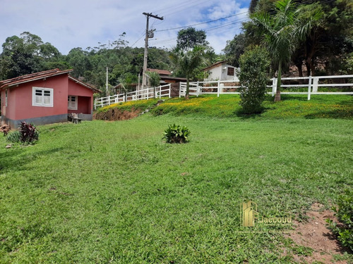 Sítio A Venda No Bairro Conquista Em Nova Friburgo - Rj. - 1479-1