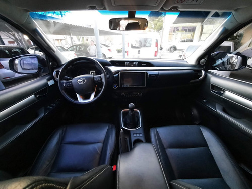 Toyota Hilux 2.8 Cd Srx 177cv 4x4