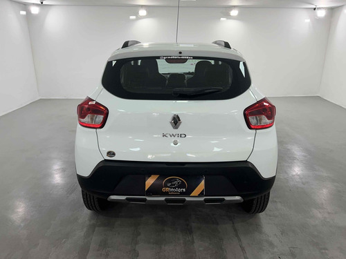 Renault Kwid 1.0 12V SCE FLEX OUTSIDER MANUAL
