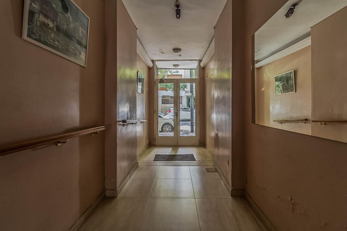 Monoambiente Refaccionado En Venta En La Calle San Luis 2800