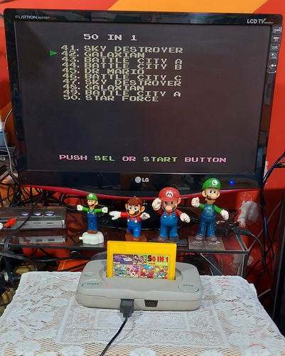 50 Em 1 Games Dynavision, Dynacom, Famicom, Polystation Leia (Usado)