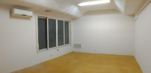 Imagen 18 de 30 de Local 200m2 En Alquiler, Av Corrientes 1600, San Nicolas, Caba