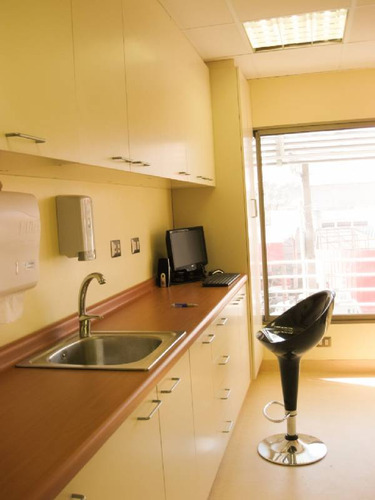 Consulta O Laboratorio Médico 93 M2 Edificio Miscanti