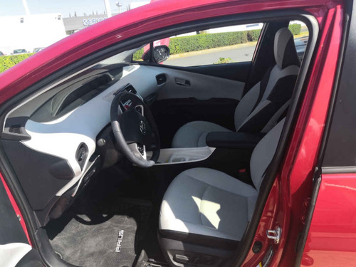 Toyota Prius 2018