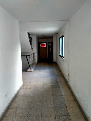 Imagen 4 de 22 de Deposito Oficinas Edificio Alquiler Alberdi