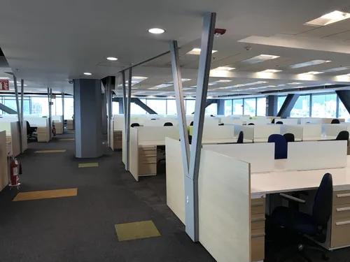 Oficinas En Arriendo - Centro Comercial Mall Plaza Nqs Bogotá