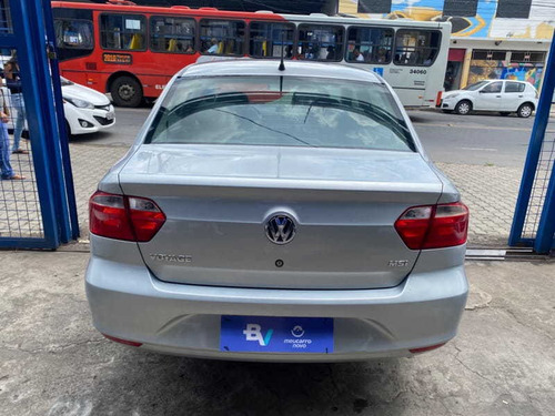 Imagem 4 de 12 de Volkswagen Voyage Tl Mbv