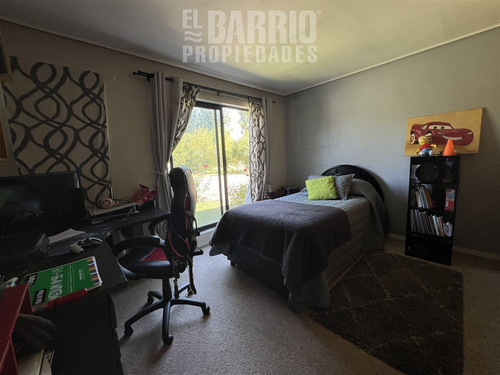 Casa En Venta De 3 Dorm. En Colina