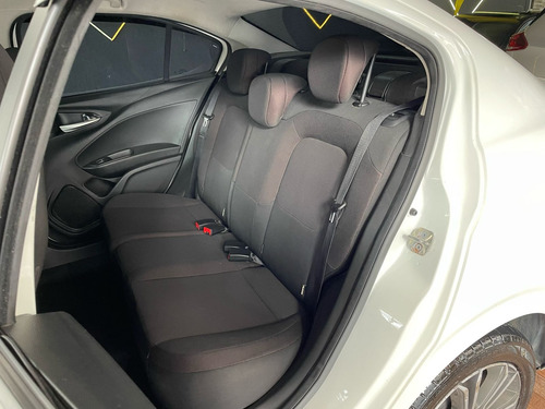 Fiat Cronos 1.8 Precision 16v Flex Aut. 4p marchas
