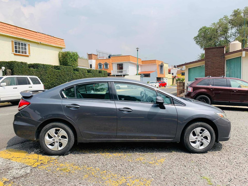 Imagen 4 de 14 de Honda Civic 2013 1.8 Lx Sedan . At