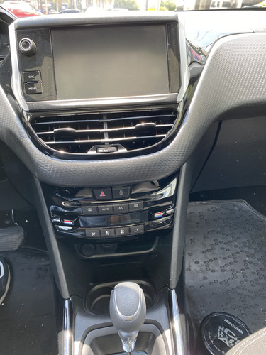 Peugeot 2008 1.2 Puretech Allure Pack