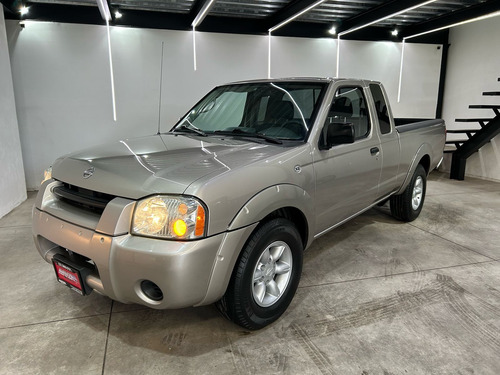 Nissan Frontier King Cab Xe 5vel 4x2 Mt
