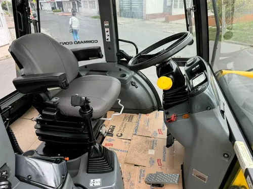 Retroexcavadora Terex Mecalac Tlb990