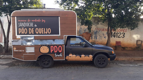 Food Truck Para Lanches E Espetinhos