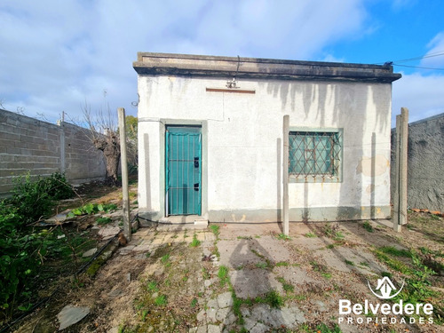 Casa A Reciclar Oportunidad De Inversión  En Belvedere