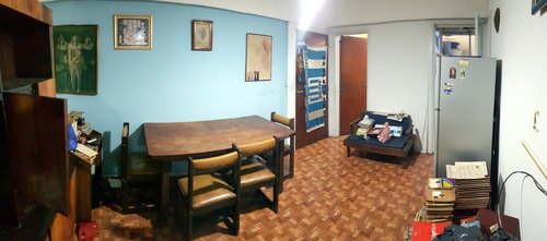 Rivadavia Al 8500 Y Mercedes, Floresta. Planta Baja Interno. Departamento De 2 Ambientes Con Patio Techado Rebatible. Superficie 40 M2. Bajas Expensas. Apto Profesional. Pintado Hace 3 Meses.