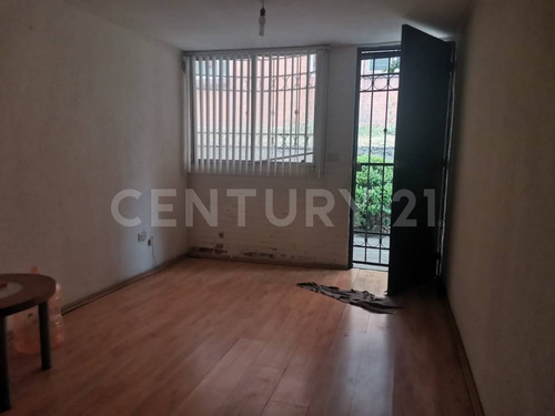 Imagen 1 de 16 de Casa En Venta En Conjunto Cerrado En Ex Hacienda Pedregal