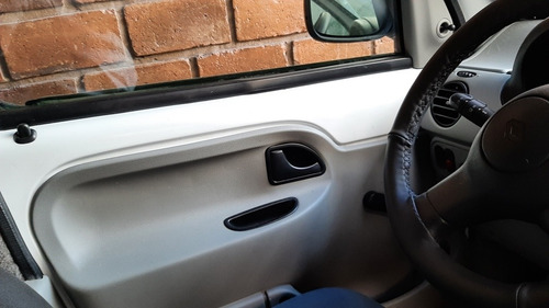 Imagen 9 de 15 de Renault Kangoo 1.6 2 Furgon Confort Cd Svt 1plc 2010