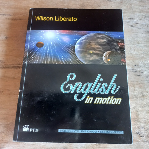 Livro  English  In Motion  Wilson  Liberato 