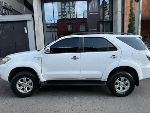 Toyota Fortuner 2.7l 4x4