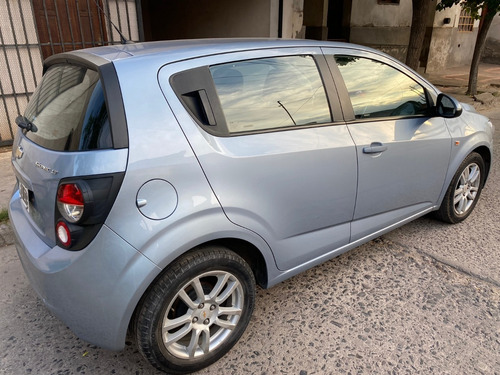 Imagen 2 de 15 de Chevrolet Sonic 2013 1.6 Lt