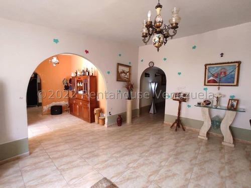 Imagen 4 de 12 de Casa En Venta Urb Valle Fresco Turmero Cod. 22-24131