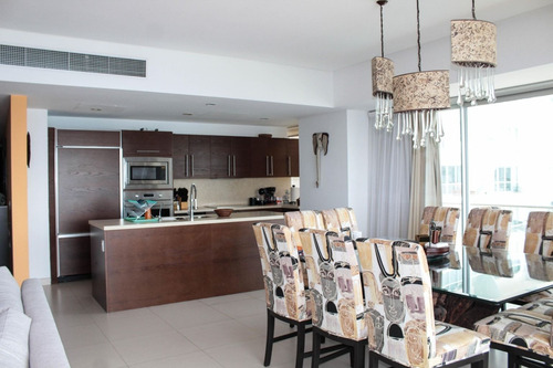 Imagen 4 de 14 de Departamento En Venta, Icon Vallarta $899,000 Usd