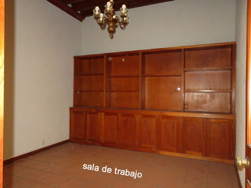 Casa Con Uso De Suelo Para Oficinas En Renta En Centro Historico Queretaro Gc