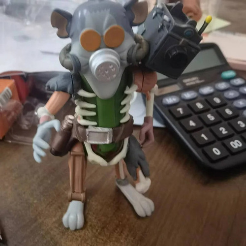 . Figura De Ação Pickle Rick, Modelo De Capacete De Rato