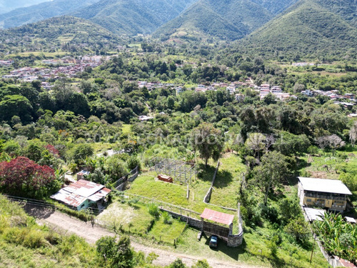 Se Vende Terreno De 1.400 M² En El Arenal, Sector San Mateo, Mérida.