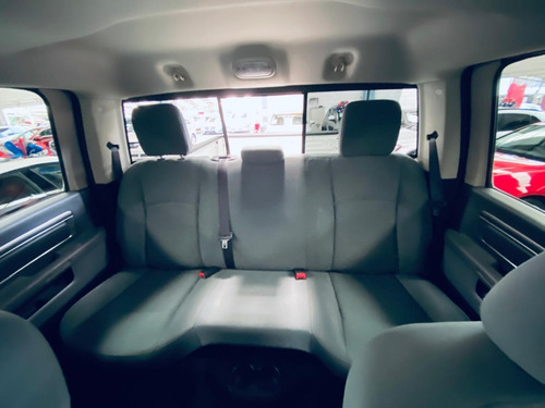 Dodge Ram 2500, Slt V8, 4x4 2017