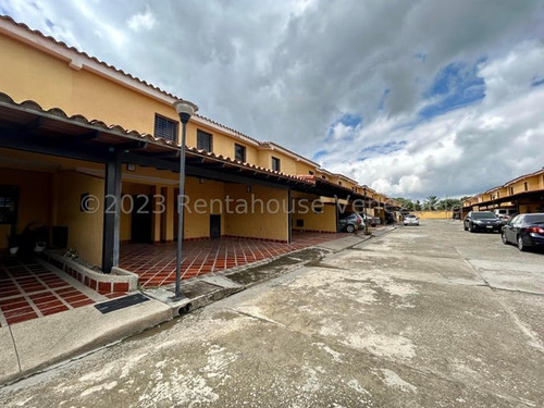 Townhouse Venta  La Cumaca San Diego Carabobo Leida Falcon Lf24-162