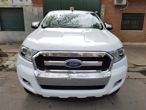 Ford Ranger Cd Xlt 4x2 Mt Linea Nueva