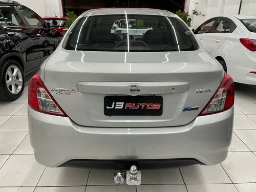 Imagem 15 de 15 de Nissan Versa 2018 1.6 16v Sv Aut. 4p
