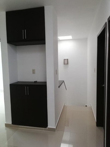 Imagen 19 de 22 de Lomas De La Rioja, Casa En Renta De 3 Recámaras