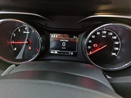 Imagen 8 de 11 de Chevrolet Tracker 1.2 Turbo Manual / Nueva Linea