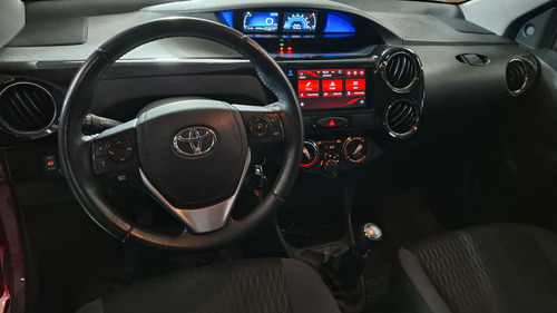 Toyota Etios 1.5 XLS PACK