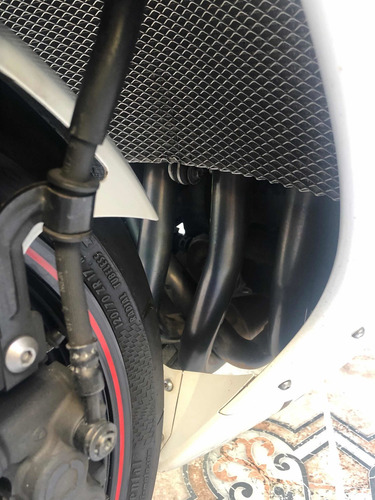 Yamaha Yzf-r1