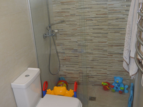 Casa De 3 Dormitorios En Venta Parque Miramar