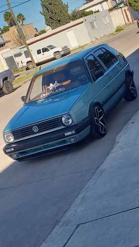 Imagen 1 de 11 de Volkswagen Golf Gl