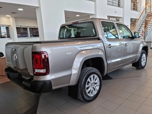 Imagen 5 de 25 de Volkswagen Amarok 2.0 Comfortline 4x2 180 Automatica At 2023