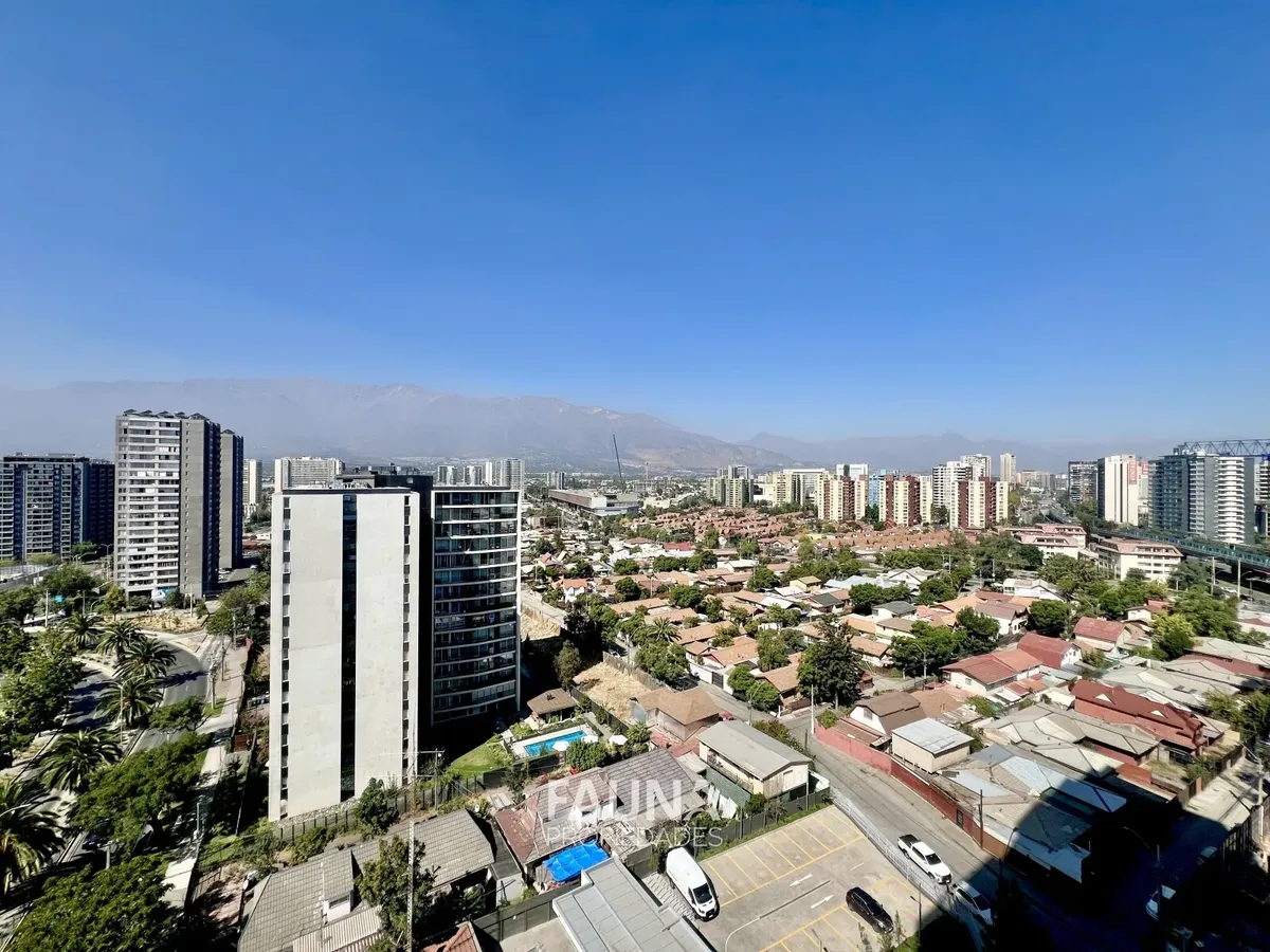 Imagen 5 de 18 de Nuevo - Metro Mirador