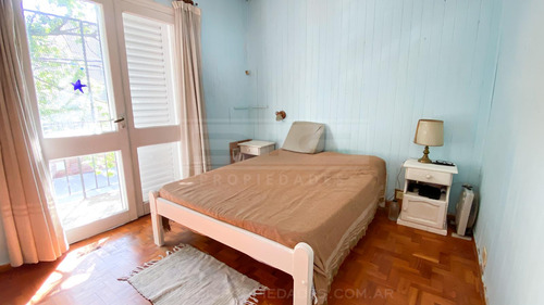 Casa 4 Dormitorios Venta - Olivos