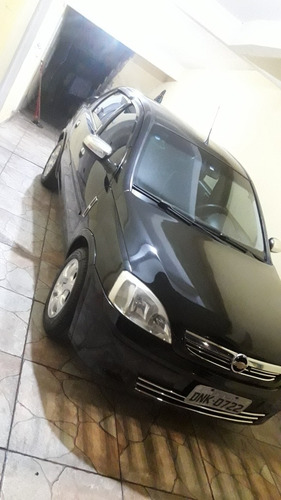 Imagem 2 de 8 de Chevrolet Corsa Sedam Joy