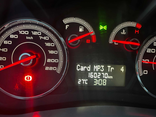Fiat Grand Siena 2014 1.6 16v Essence Flex 4p