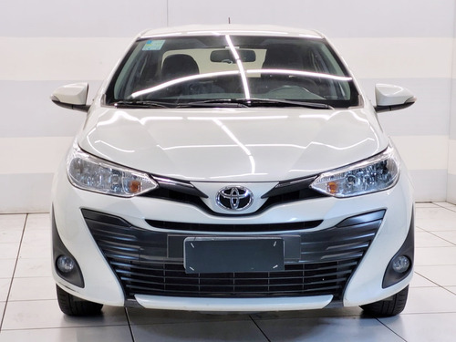 Toyota Yaris Sedán 1.5 16V FLEX SEDAN XS MULTIDRIVE